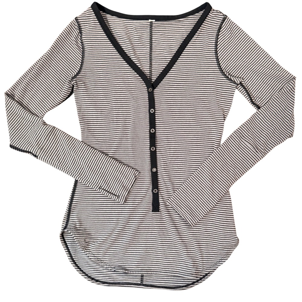 Lululemon Awesoma Henley Hyper Stripe (8) Yoga Casual Everyday Easy Rulu Light